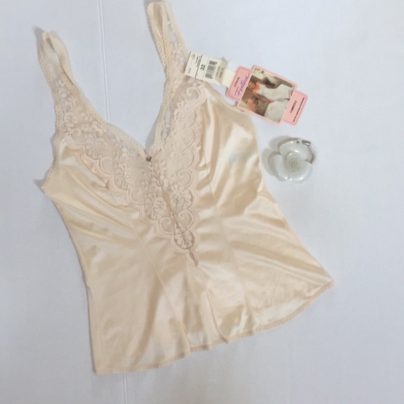 Fantasie Other - NWT Vintage Champagne Lace Camisole